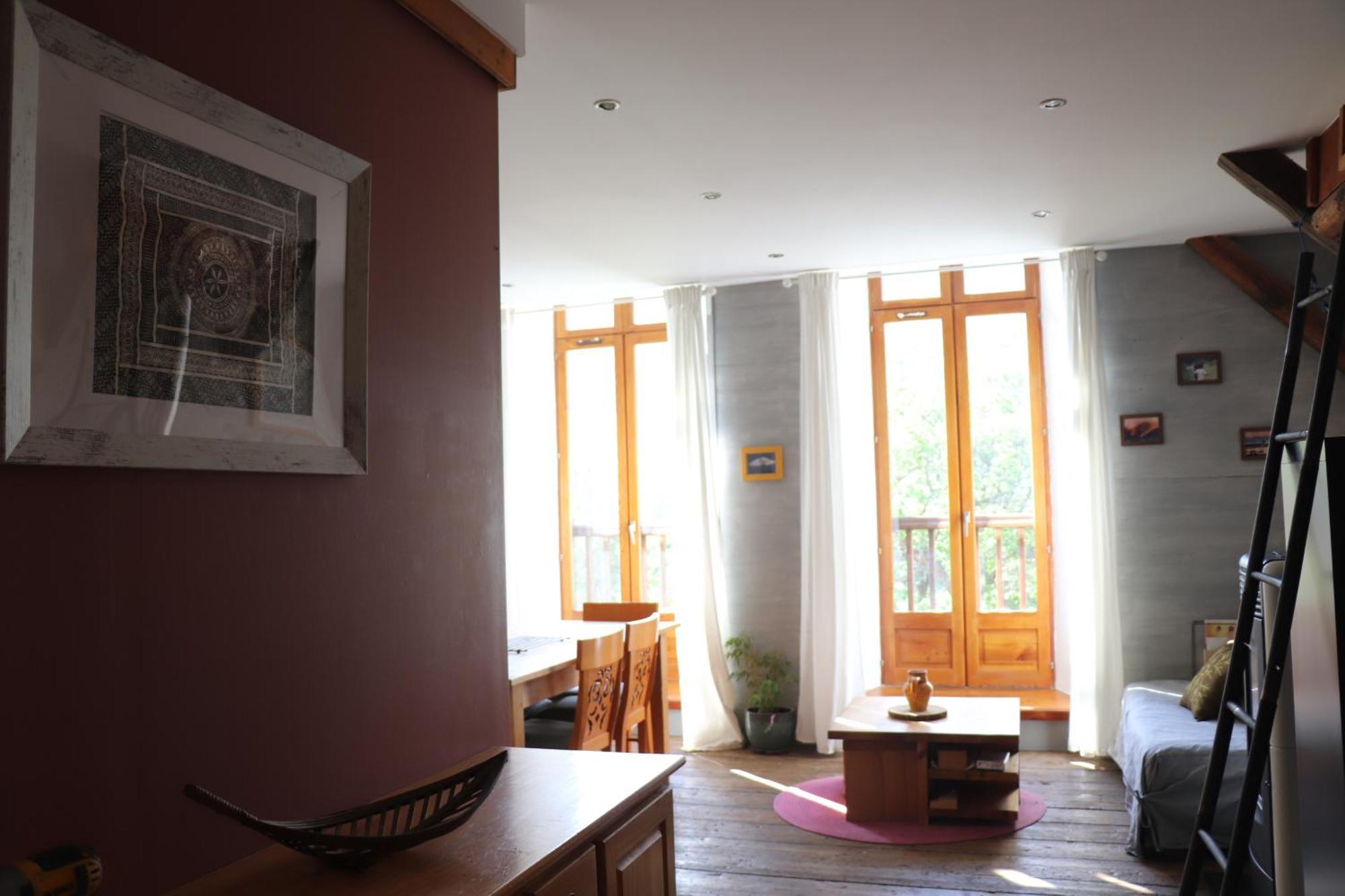 Appartement Dans Une Maison De Pays Briançon Exterior foto
